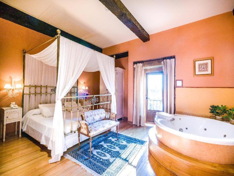 Hotel Palacio Garcia Quijano Corrales De Buelna Szoba fotó