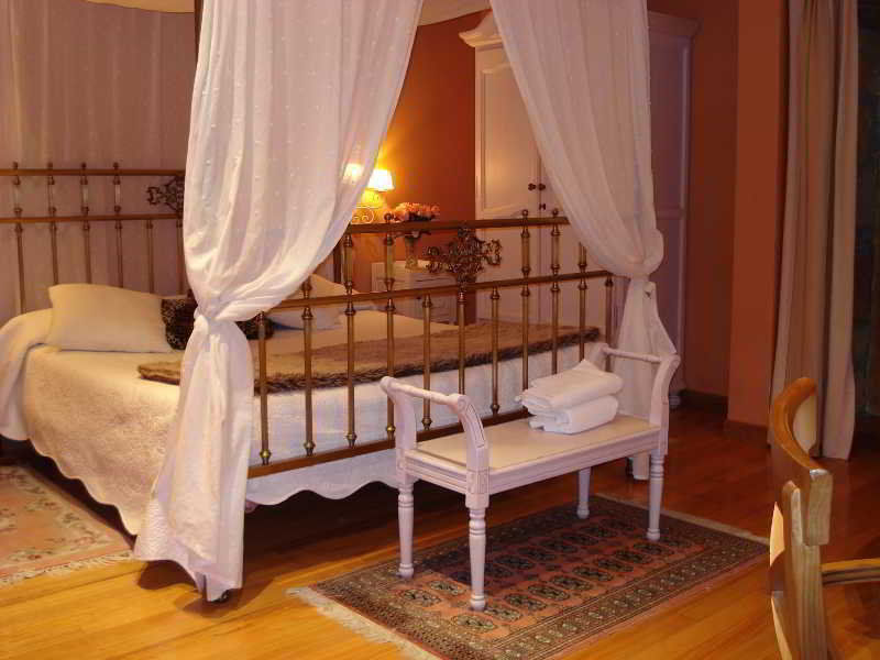 Hotel Palacio Garcia Quijano Corrales De Buelna Kültér fotó