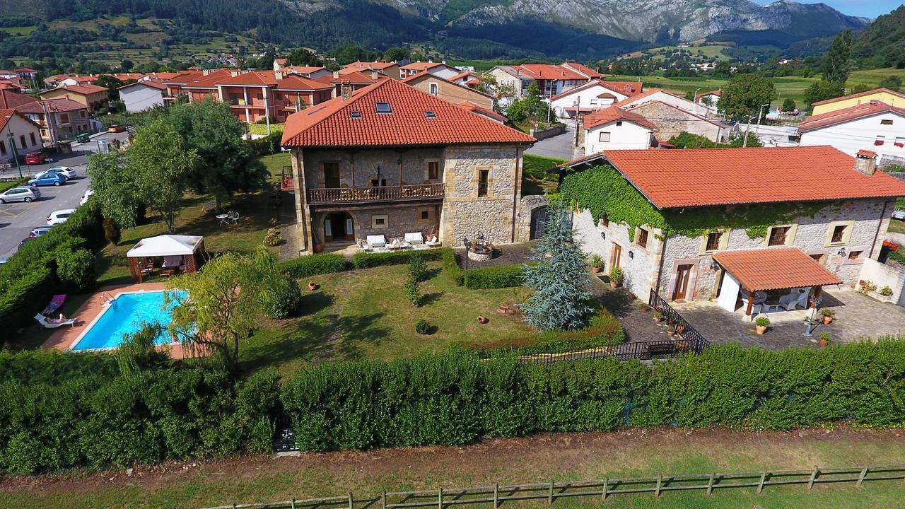 Hotel Palacio Garcia Quijano Corrales De Buelna Kültér fotó