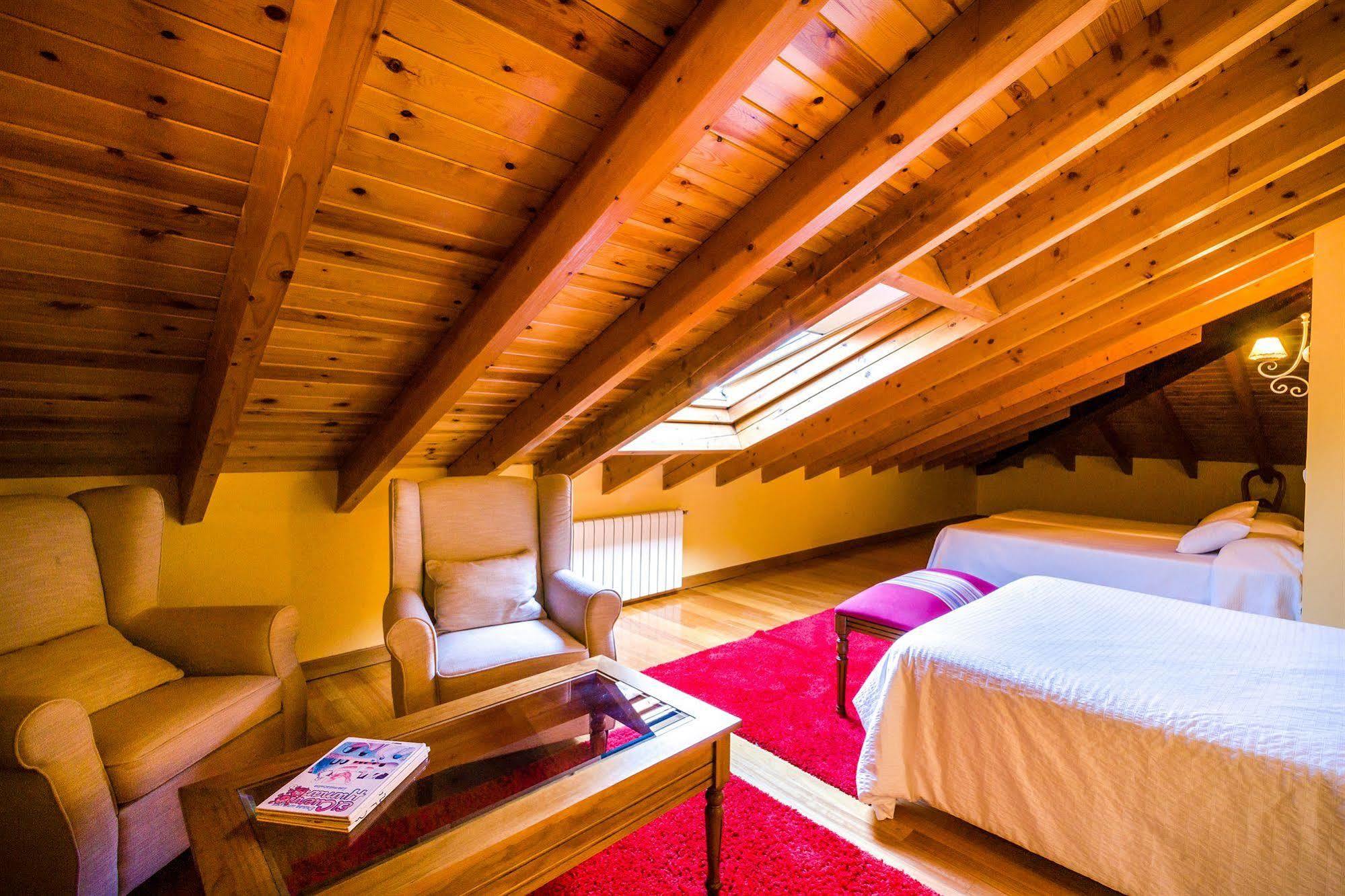 Hotel Palacio Garcia Quijano Corrales De Buelna Kültér fotó
