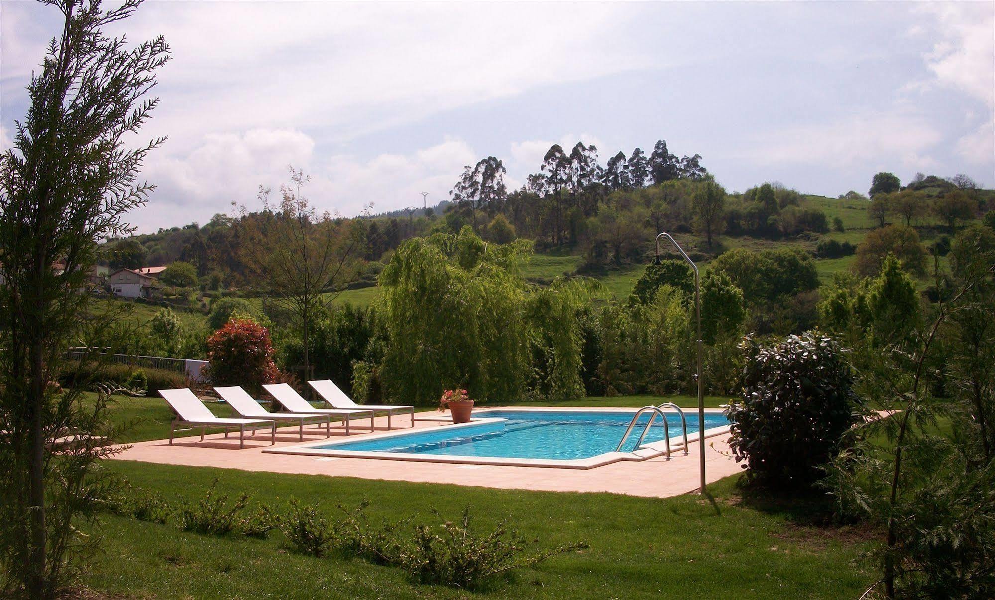 Hotel Palacio Garcia Quijano Corrales De Buelna Kültér fotó